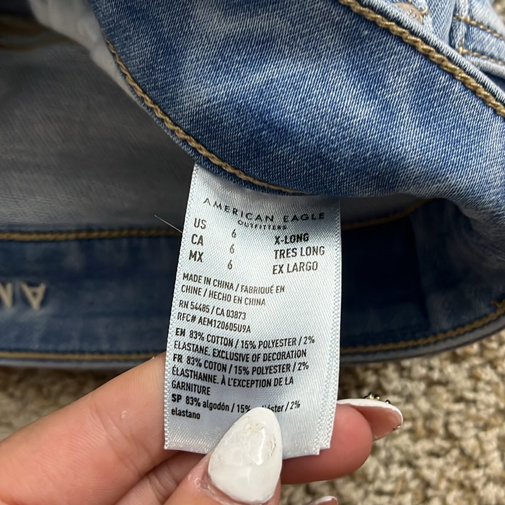 Jeans - Picture 3 of 3